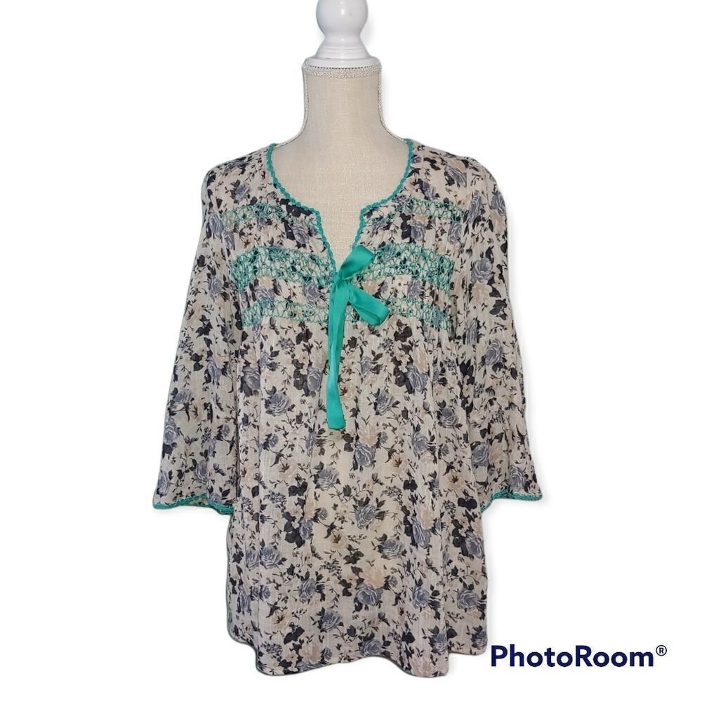 Ivy Jane Cream green floral embroidered ribbon bohemian peasant tunic top
